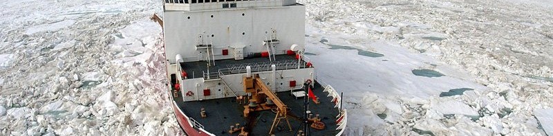 nava rusa Oceanul Arctic