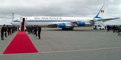 avion basescu