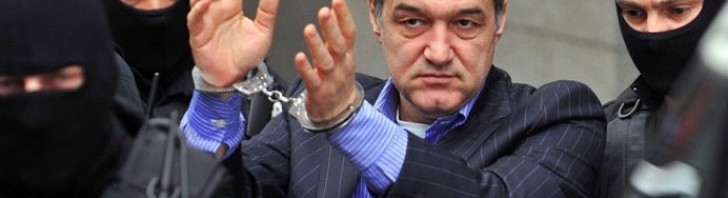 becali arestat
