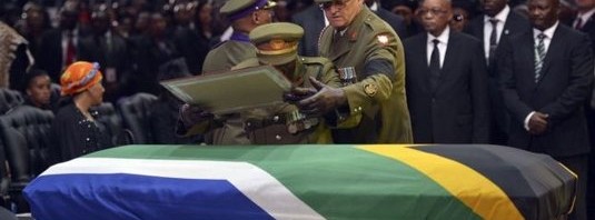 inmormantare mandela