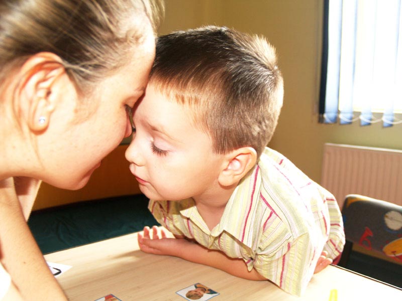 Centru Pentru Copii Care Suferă De Autism și Sindrom Down