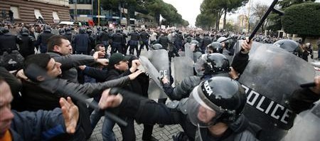 proteste tirana