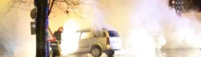 Accident urmat de un incendiu in intersectia Cluj colt cu Eroilor