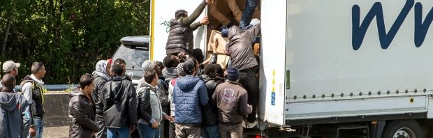 imigranti calais