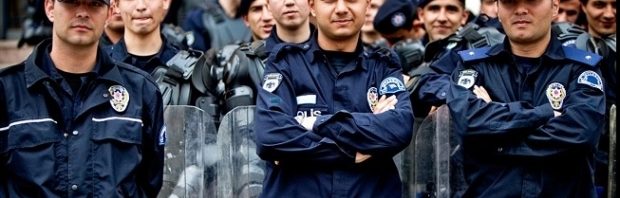 politisti turci