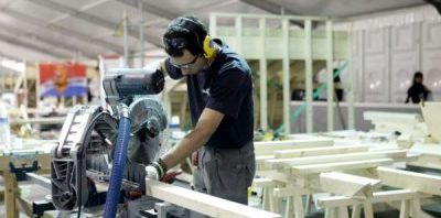 industria prelucratoare
