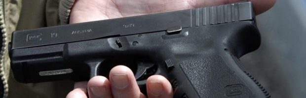 pistol gaze