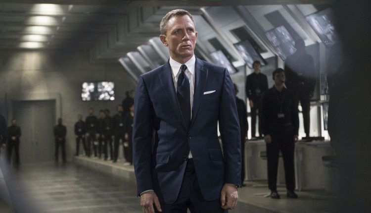 Daniel Craig