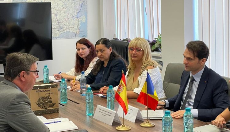 Întrevederea ministrului Energiei Sebastian Burduja cu José Antonio Hernández Pérez-Solórzano ambasadorul Regatului Spaniei în România